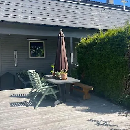 Rekkehus I Naturskjonne Omgivelser شقة